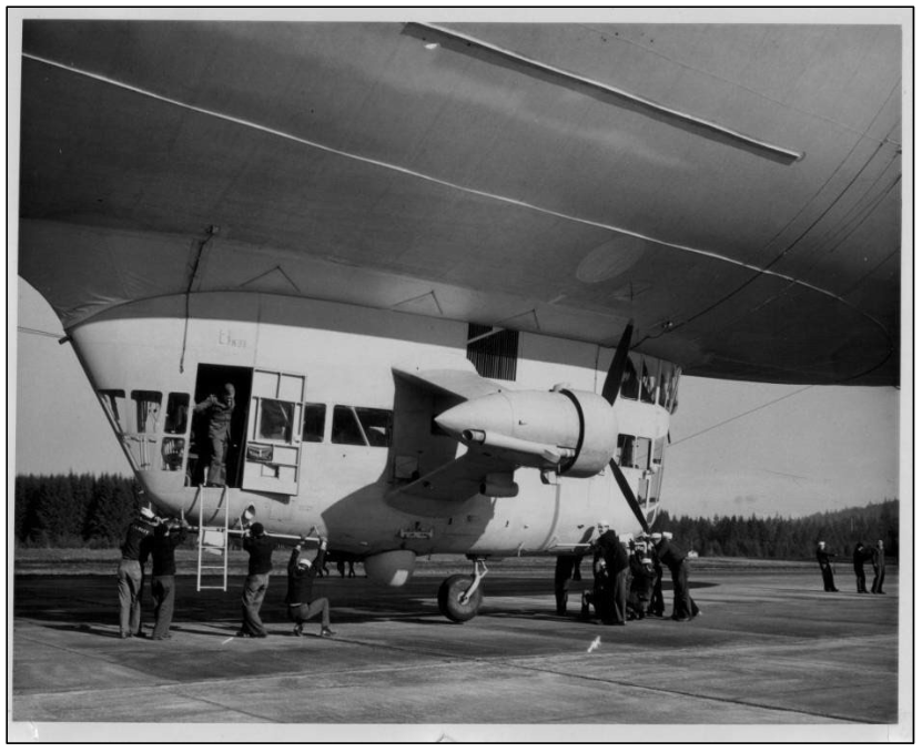 Blimp Cockpit and Crew